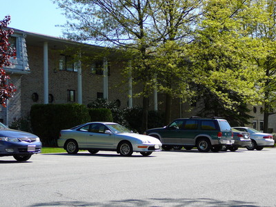 Building B (65 - 80 Farrwood Dr)